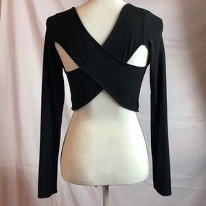 Express crop, cut out back top. Size S.